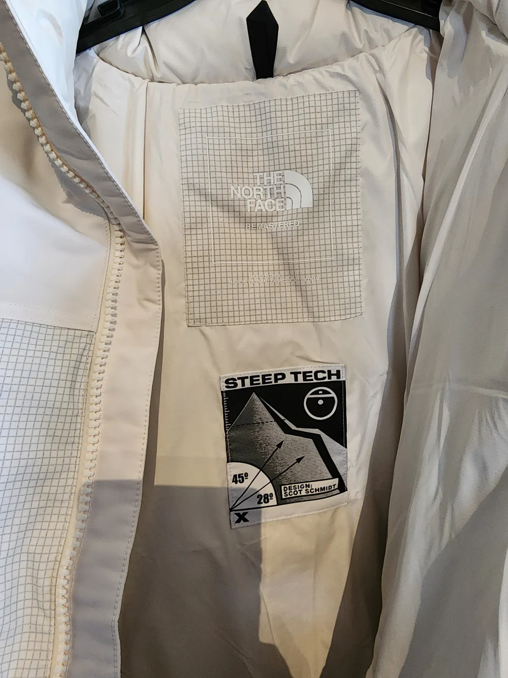 The North Face Men's Remastered Nupste Puffer Jacket in White Dune (L)
